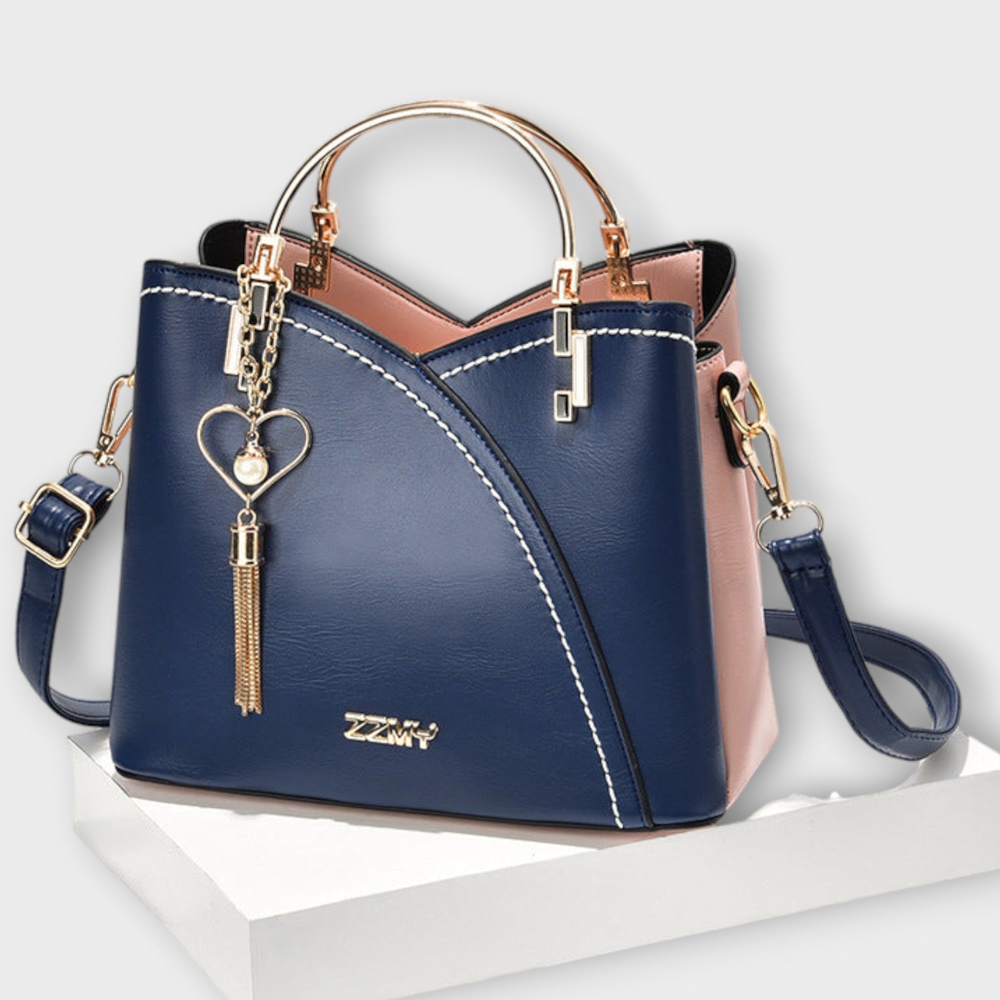 Izabella | Elegáns Strukturált Kézitáska Arany Részletekkel